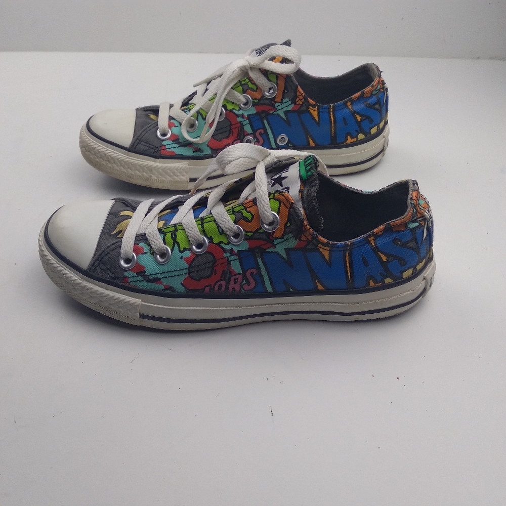 Converse rare Chuck Taylor Sic- men 4, Wo's 6 'Fi Mars Invasion low Top Sneakers